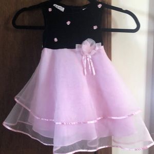 Little girls dress size 18 months